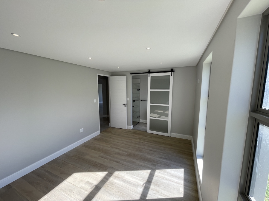 4 Bedroom Property for Sale in Kingswood Golf Estate Western Cape